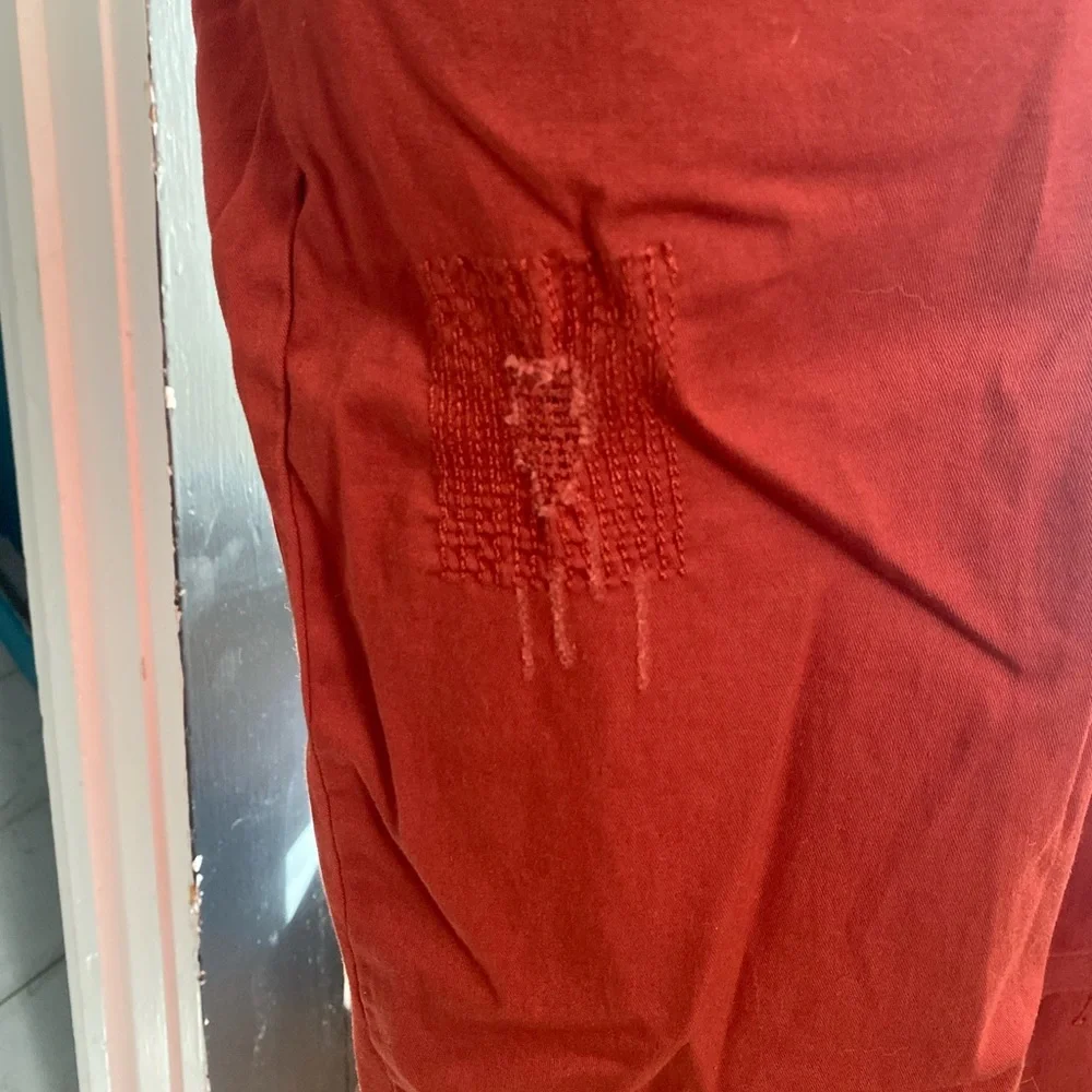 LOFT Red Cropped Ankle Pants Relaxed Fit - Picture 4 of 7